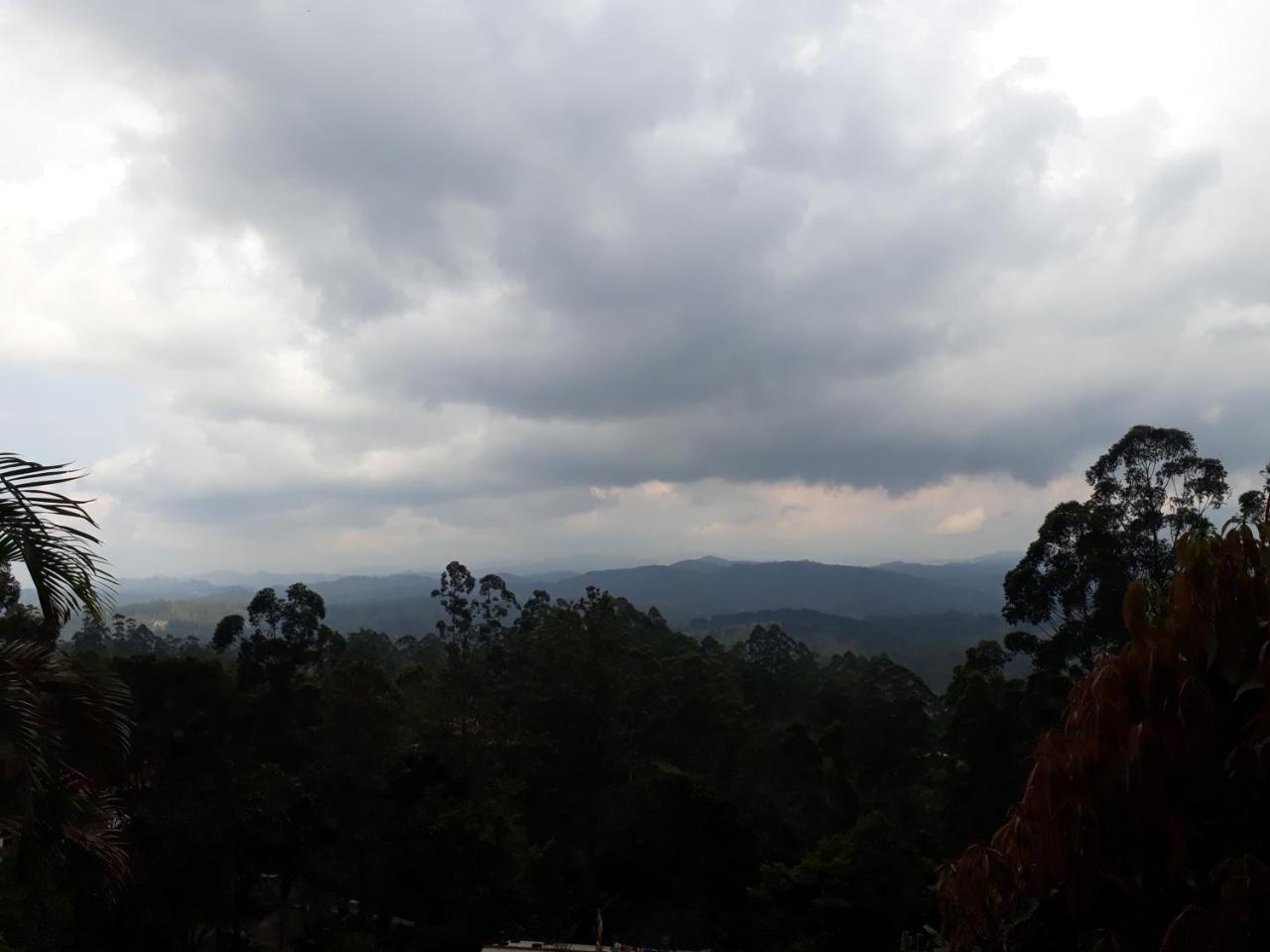 Ohiya Mount Plaza Apartment Boralanda Exterior photo